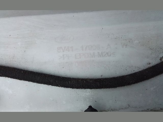 bontott FORD KUGA Hátsó Lökhárító (Részeivel)