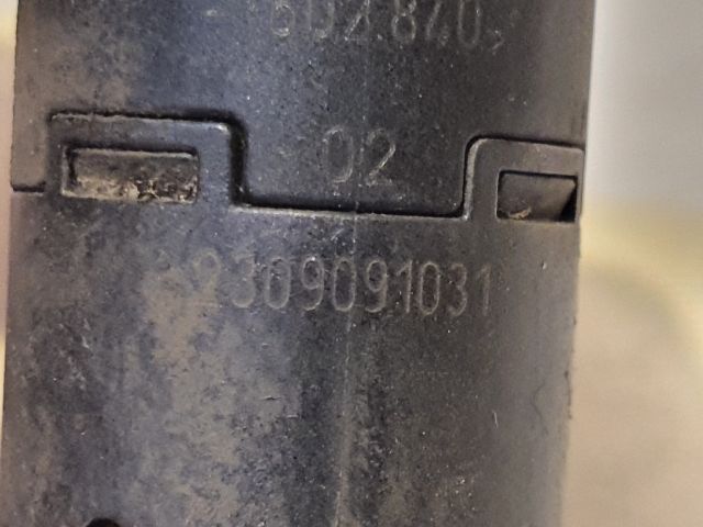 bontott FORD KUGA Hátsó Tolatóradar Fej