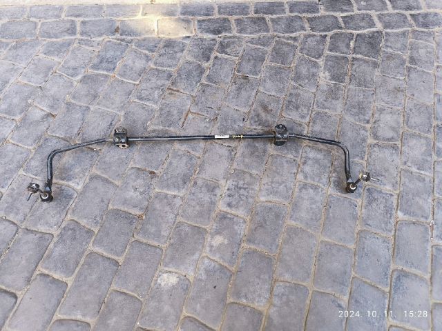 bontott FORD KUGA Hátsó Vízszintes Stabilizátor Rúd