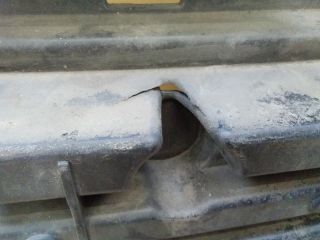 bontott FORD KUGA Hűtőrács