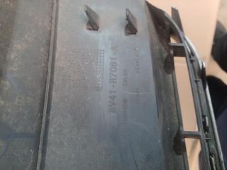 bontott FORD KUGA Hűtőrács