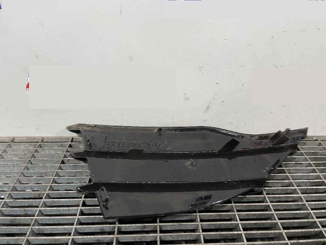 bontott FORD KUGA Hűtőrács