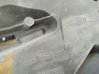 bontott FORD KUGA Hűtőrács