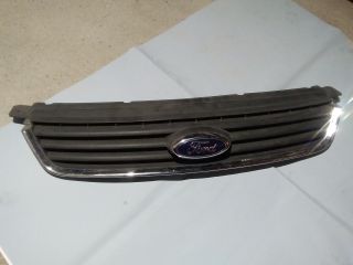 bontott FORD KUGA Hűtőrács