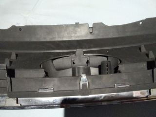 bontott FORD KUGA Hűtőrács