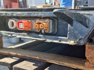 bontott FORD KUGA Hybrid Akkumulátor