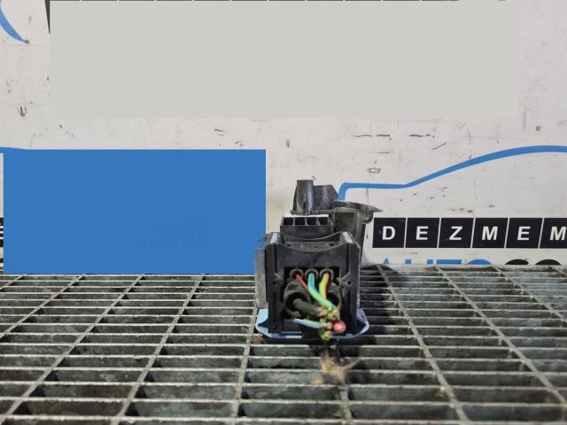 bontott FORD KUGA Izzító Relé