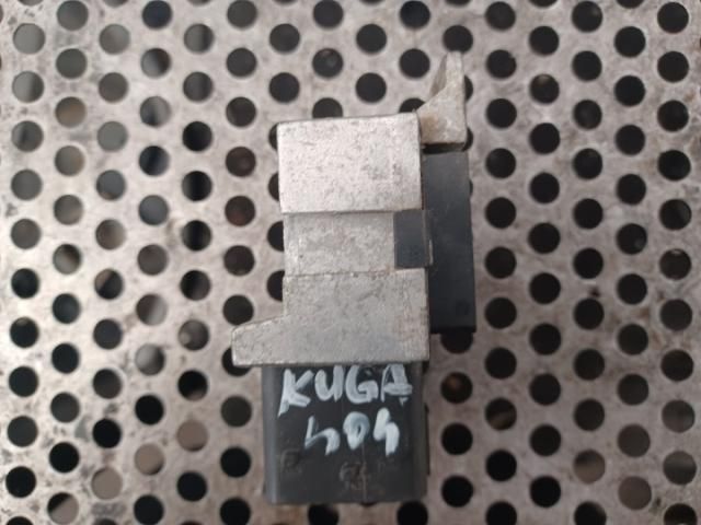 bontott FORD KUGA Izzító Relé