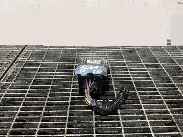 bontott FORD KUGA Izzító Relé