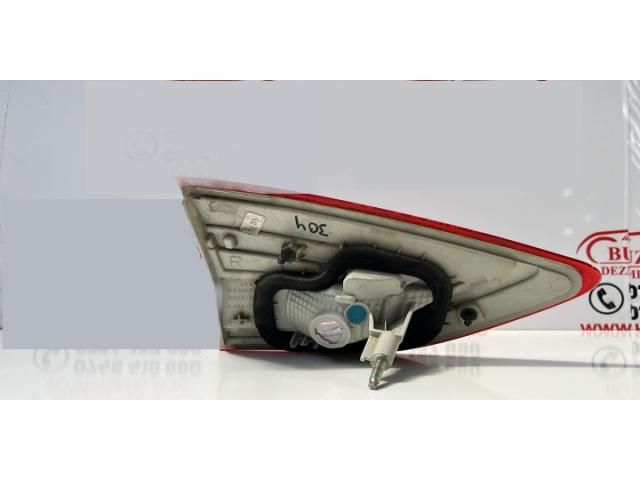 bontott FORD KUGA Jobb Belső Hátsó Lámpa