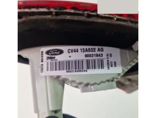 bontott FORD KUGA Jobb Belső Hátsó Lámpa