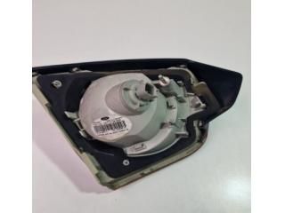 bontott FORD KUGA Jobb Belső Hátsó Lámpa