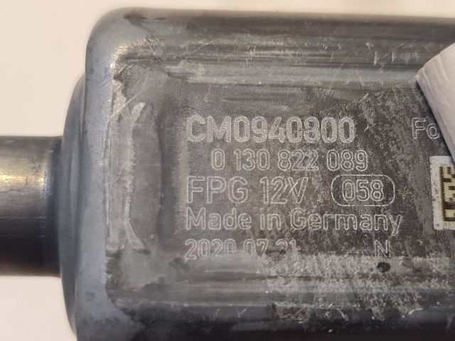 bontott FORD KUGA Jobb első Ablakemelő Motor