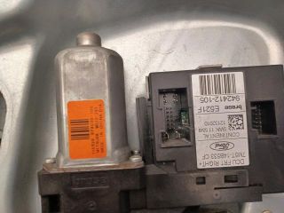 bontott FORD KUGA Jobb első Ablakemelő Szerkezet (Elektromos)