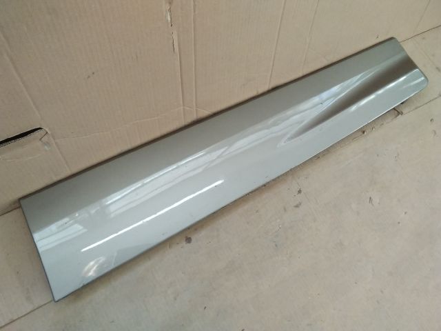 bontott FORD KUGA Jobb első Ajtó Díszléc