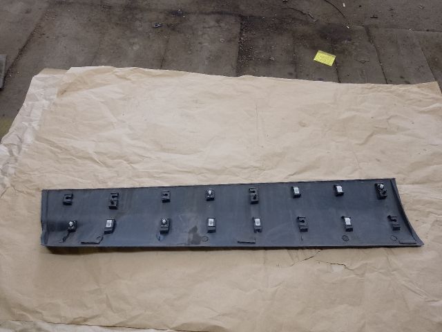 bontott FORD KUGA Jobb első Ajtó Díszléc