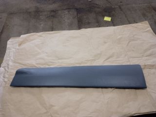 bontott FORD KUGA Jobb első Ajtó Díszléc