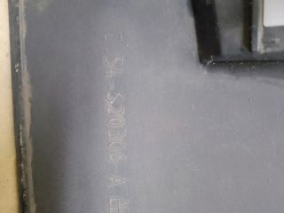 bontott FORD KUGA Jobb első Ajtó Díszléc