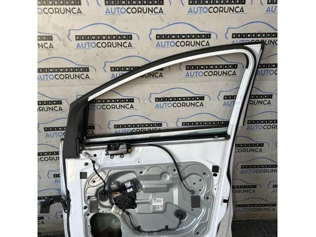 bontott FORD KUGA Jobb első Ajtó (Üres lemez)