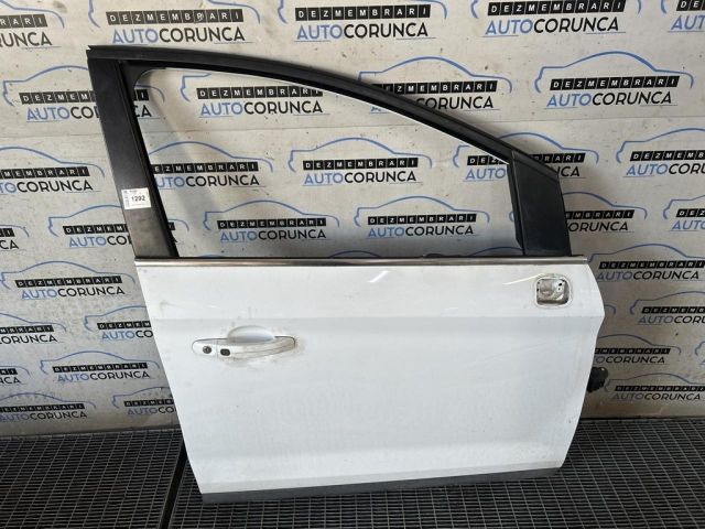 bontott FORD KUGA Jobb első Ajtó (Üres lemez)