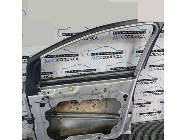 bontott FORD KUGA Jobb első Ajtó (Üres lemez)