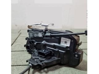 bontott FORD KUGA Jobb első Ajtózár