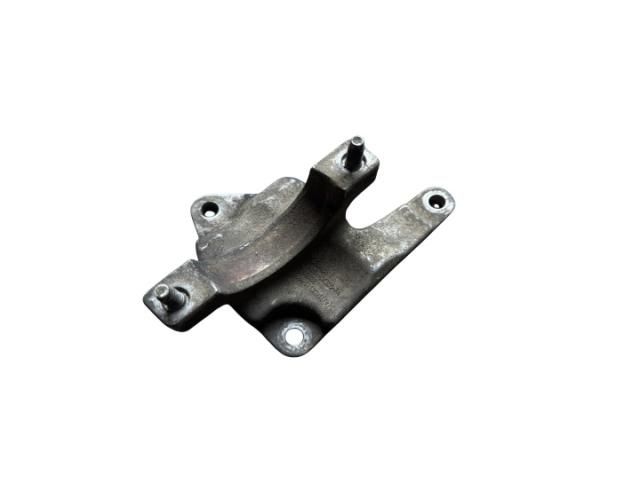 bontott FORD KUGA Jobb első Féltengely Tartó