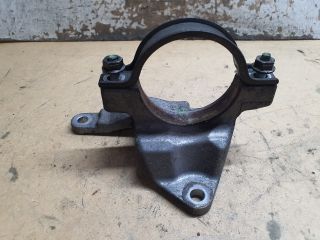 bontott FORD KUGA Jobb első Féltengely Tartó