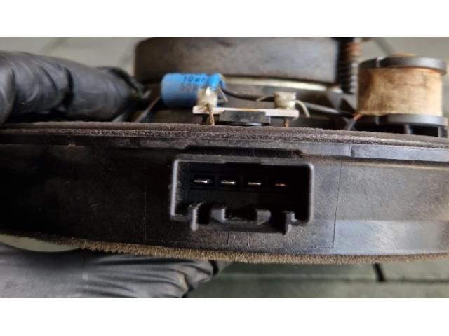 bontott FORD KUGA Jobb első Hangszóró