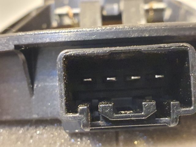 bontott FORD KUGA Jobb első Hangszóró