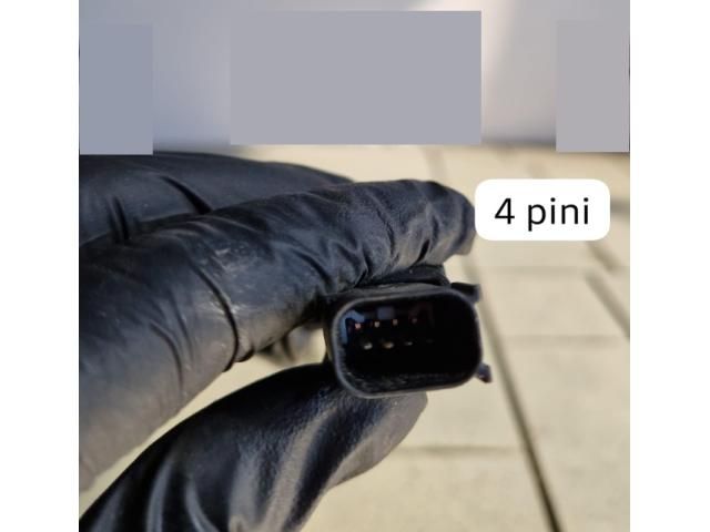 bontott FORD KUGA Jobb első Külső Kilincs