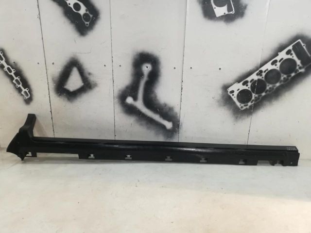 bontott FORD KUGA Jobb első Küszöb Díszléc