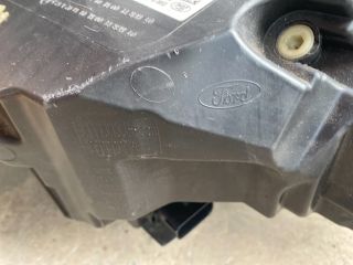 bontott FORD KUGA Jobb első Lámpabúra