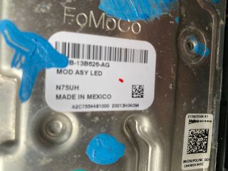 bontott FORD KUGA Jobb első Lámpabúra