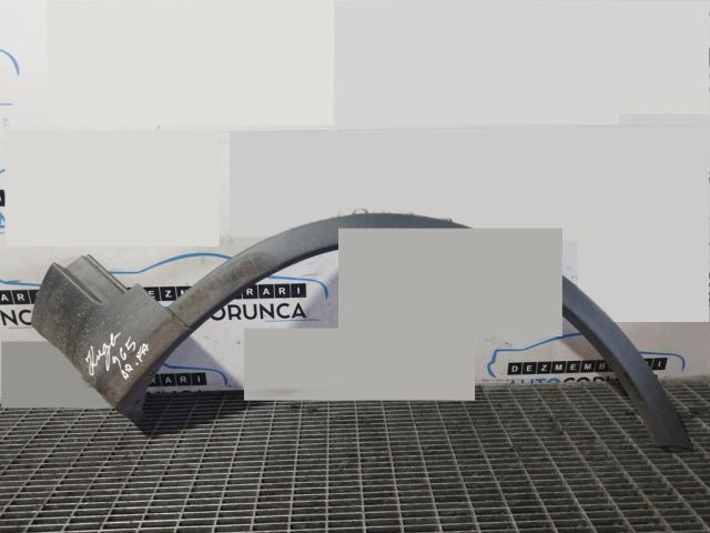 bontott FORD KUGA Jobb első Sárvédő Szélesítő