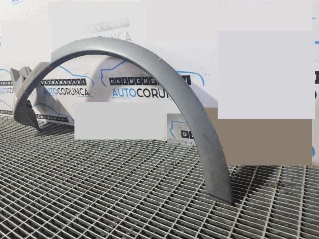 bontott FORD KUGA Jobb első Sárvédő Szélesítő