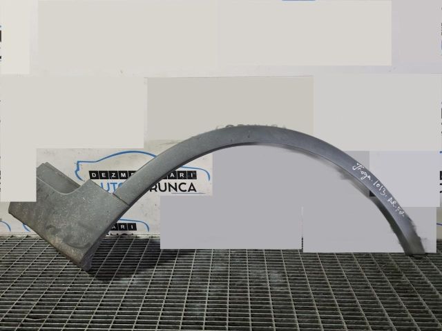 bontott FORD KUGA Jobb első Sárvédő Szélesítő