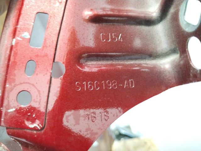 bontott FORD KUGA Jobb első Sárvédő