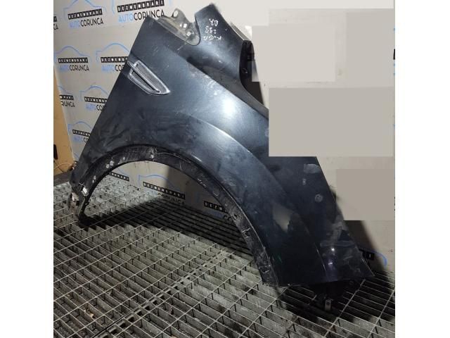 bontott FORD KUGA Jobb első Sárvédő