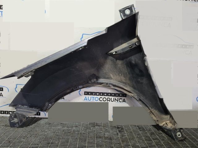 bontott FORD KUGA Jobb első Sárvédő