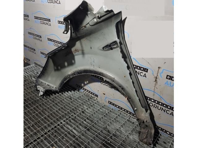 bontott FORD KUGA Jobb első Sárvédő