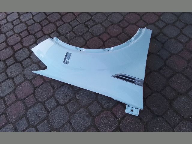 bontott FORD KUGA Jobb első Sárvédő