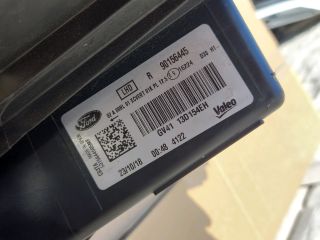 bontott FORD KUGA Jobb Fényszóró