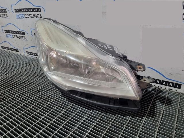 bontott FORD KUGA Jobb Fényszóró