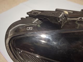 bontott FORD KUGA Jobb Fényszóró