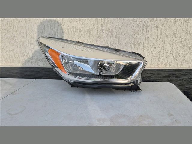 bontott FORD KUGA Jobb Fényszóró