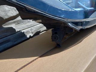 bontott FORD KUGA Jobb Fényszóró