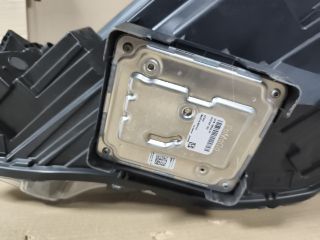 bontott FORD KUGA Jobb Fényszóró