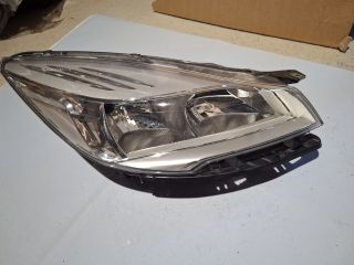 bontott FORD KUGA Jobb Fényszóró