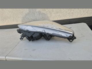 bontott FORD KUGA Jobb Fényszóró